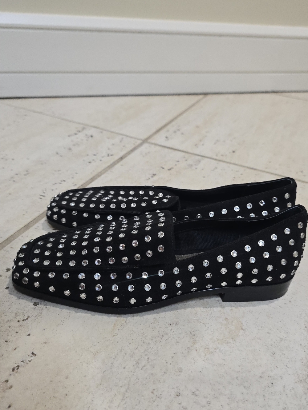 DolCe VITA Black Studded Suede Loafers for Women SIZE 6